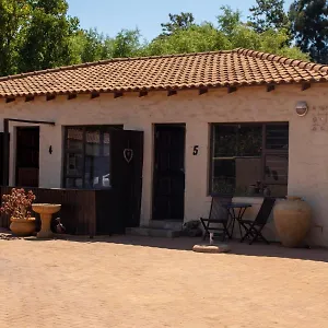 Guest house New Hunters Moon